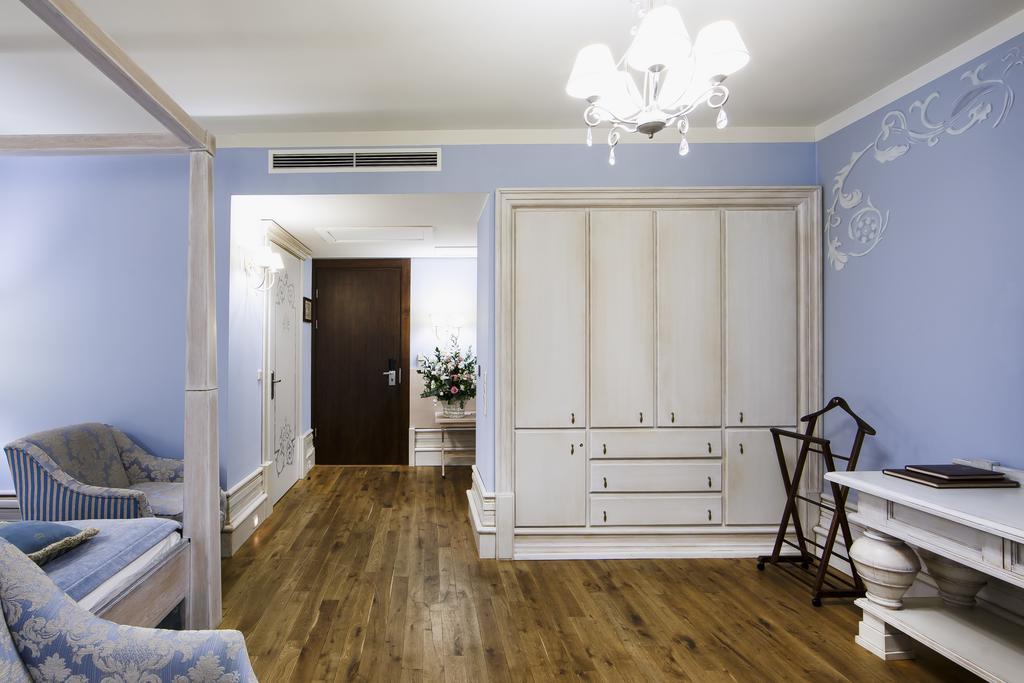 Hotel Król Kazimierz Kazimierz Dolny Kültér fotó